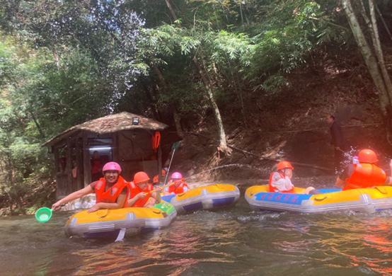 Stronger together — Team Activity in Qingyuan.